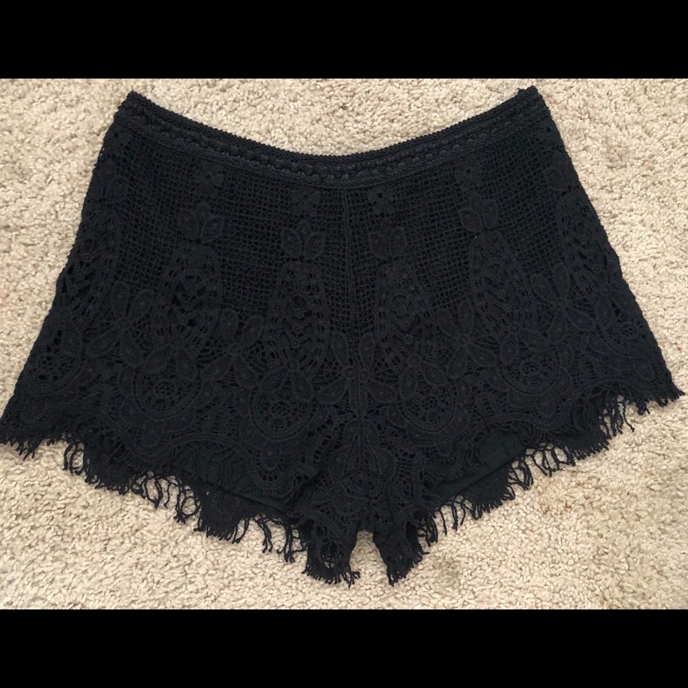 Cute fringe shorts!